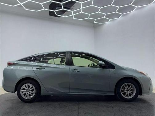2017 Toyota Prius Two