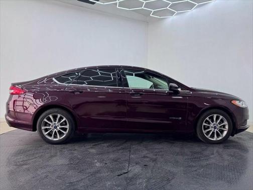 2017 Ford Fusion Hybrid SE