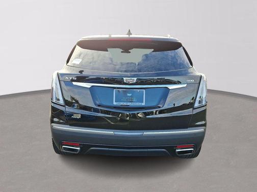 2022 Cadillac XT5 Sport