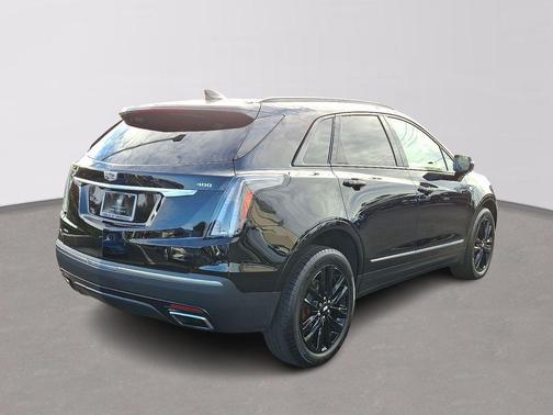 2022 Cadillac XT5 Sport