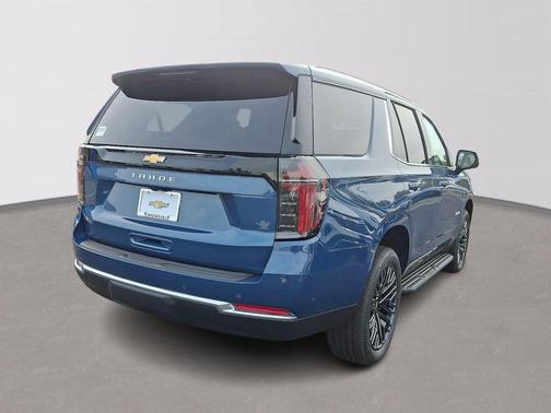 2025 Chevrolet Tahoe LS