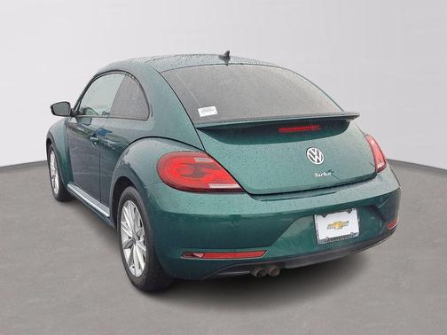 2018 Volkswagen Beetle 2.0T S