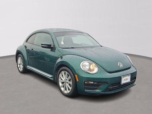2018 Volkswagen Beetle 2.0T S