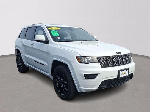 2022 Jeep Grand Cherokee Laredo