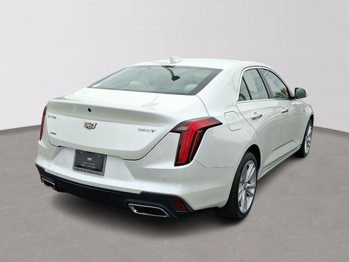 2024 Cadillac CT4 Luxury