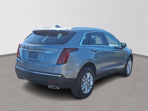 2024 Cadillac XT5 Luxury