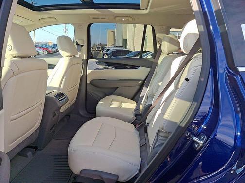 2025 Cadillac XT6 Premium Luxury AWD