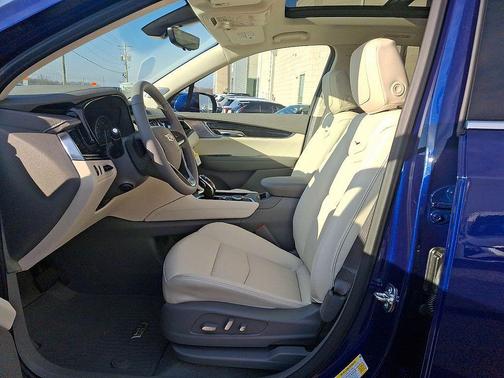 2025 Cadillac XT6 Premium Luxury AWD