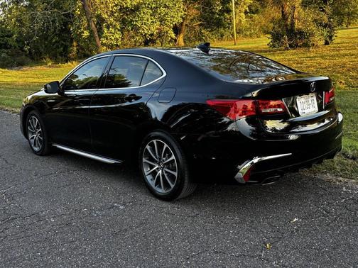 2018 Acura TLX Technology