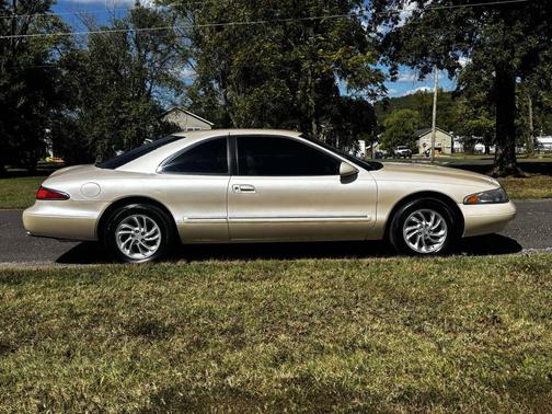 1998 Lincoln Mark VIII Base