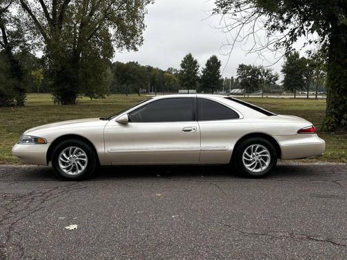 1998 Lincoln Mark VIII Base