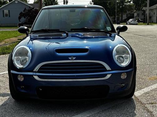 2003 MINI Cooper S Base