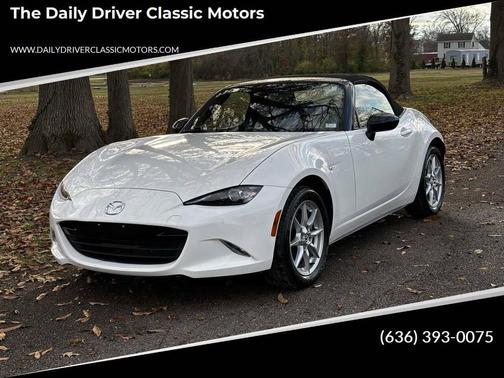 2016 Mazda MX-5 Miata Sport