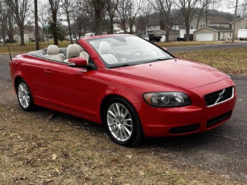 2008 Volvo C70 T5