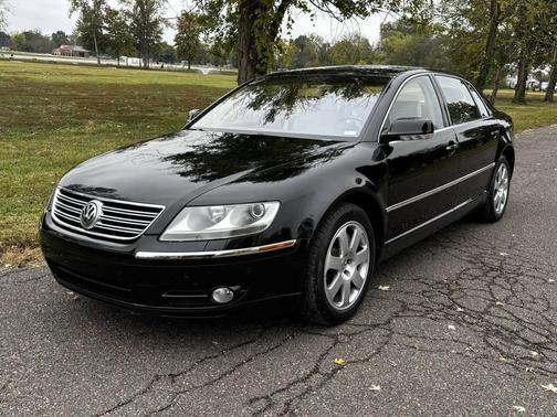 2004 Volkswagen Phaeton W12 AWD 4dr Sedan