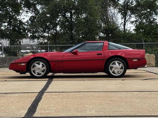 Red 1988 Chevrolet Corvette Base