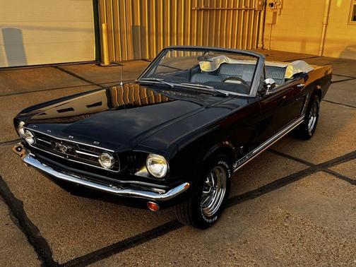 1965 Ford Mustang Base