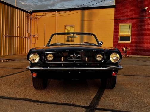1965 Ford Mustang Base