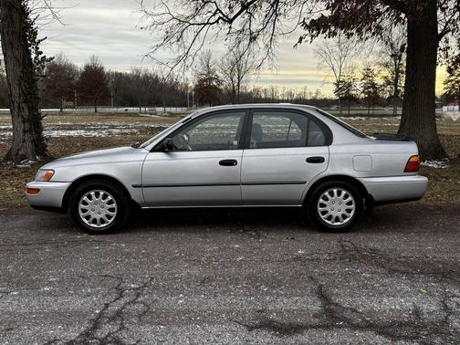 1994 Toyota Corolla DX