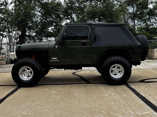 Green 2006 Jeep Wrangler Unlimited