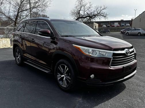 2016 Toyota Highlander XLE