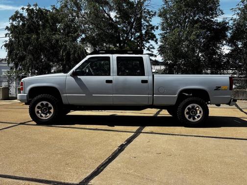 Gray 1997 GMC Sierra 1500 SL