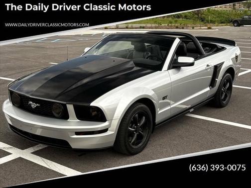 2005 Ford Mustang GT Premium