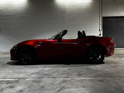 2016 Mazda MX-5 Miata Club