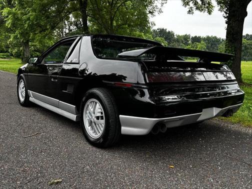 1985 Pontiac Fiero GT 2dr Coupe