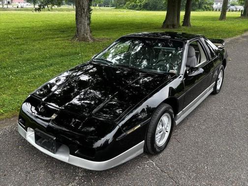 1985 Pontiac Fiero GT 2dr Coupe