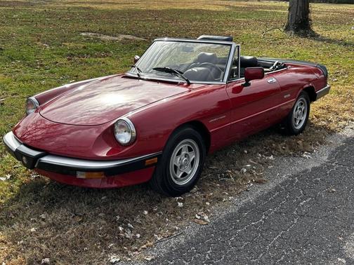 1988 Alfa Romeo Spider Veloce 2dr Convertible