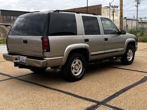 Pewter 2000 Chevrolet Tahoe Z71