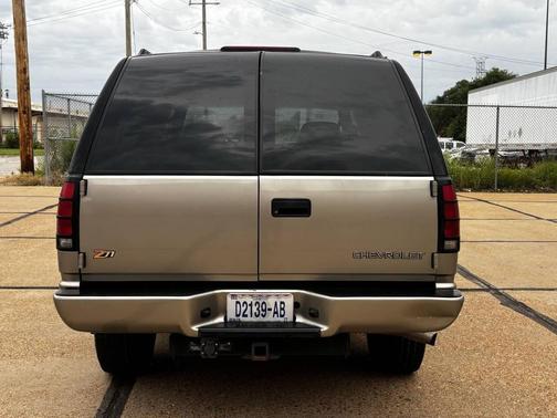Pewter 2000 Chevrolet Tahoe Z71