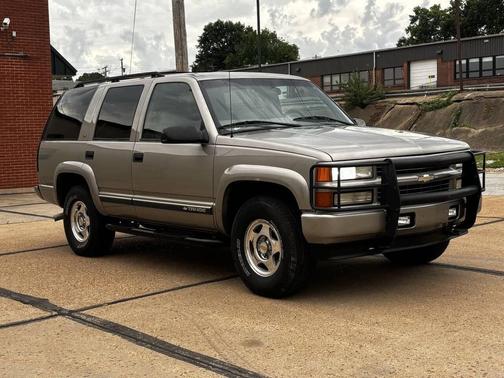 Pewter 2000 Chevrolet Tahoe Z71