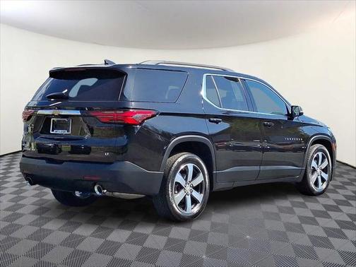 2022 Chevrolet Traverse LT Leather