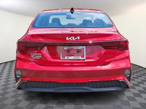 2022 Kia Forte LXS