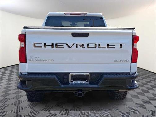 2022 Chevrolet Silverado 1500 Custom Trail Boss