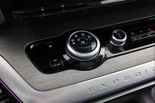 Black Metallic 2025 Ford Expedition Platinum