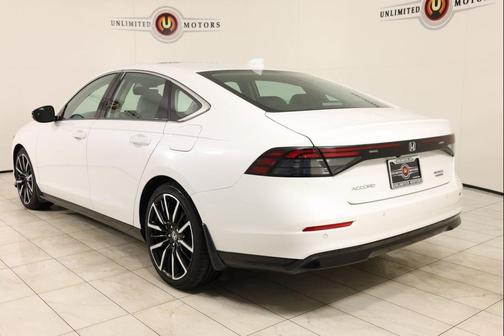 2024 Honda Accord Hybrid Touring