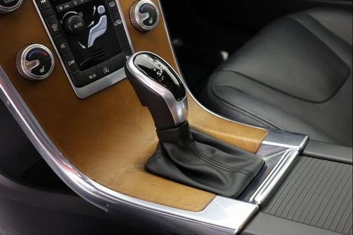2017 Volvo XC60 T6 Inscription