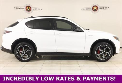 2024 Alfa Romeo Stelvio Veloce AWD