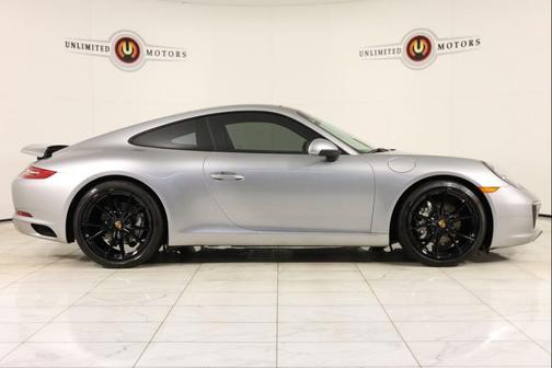 2018 Porsche 911 Carrera