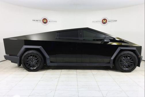 2024 Tesla Cybertruck Cyberbeast