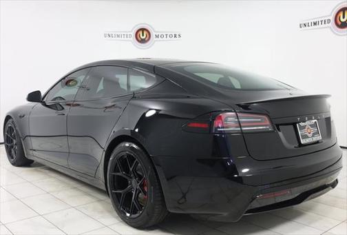 2023 Tesla Model S Plaid
