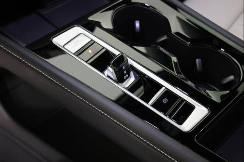 2024 Volkswagen Atlas Cross Sport 2.0T SEL Premium