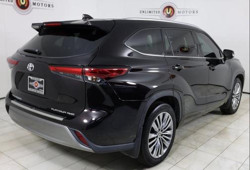 2021 Toyota Highlander Platinum
