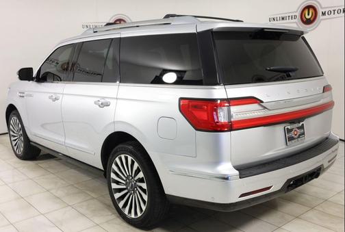 Ingot Silver 2018 Lincoln Navigator Reserve