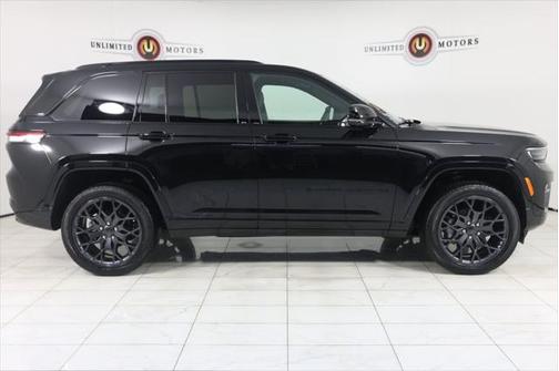 2025 Jeep Grand Cherokee Summit