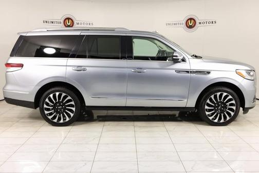 2023 Lincoln Navigator Black Label