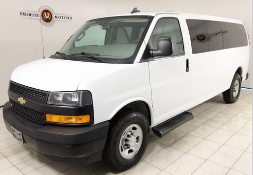 2022 Chevrolet Express 3500 RWD 3500 Extended Wheelbase LS